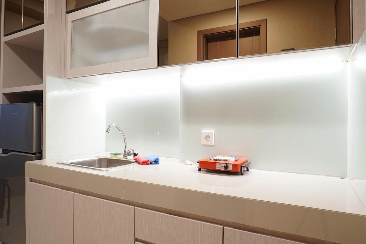 Concrete Kitchen Countertop with LED Lights